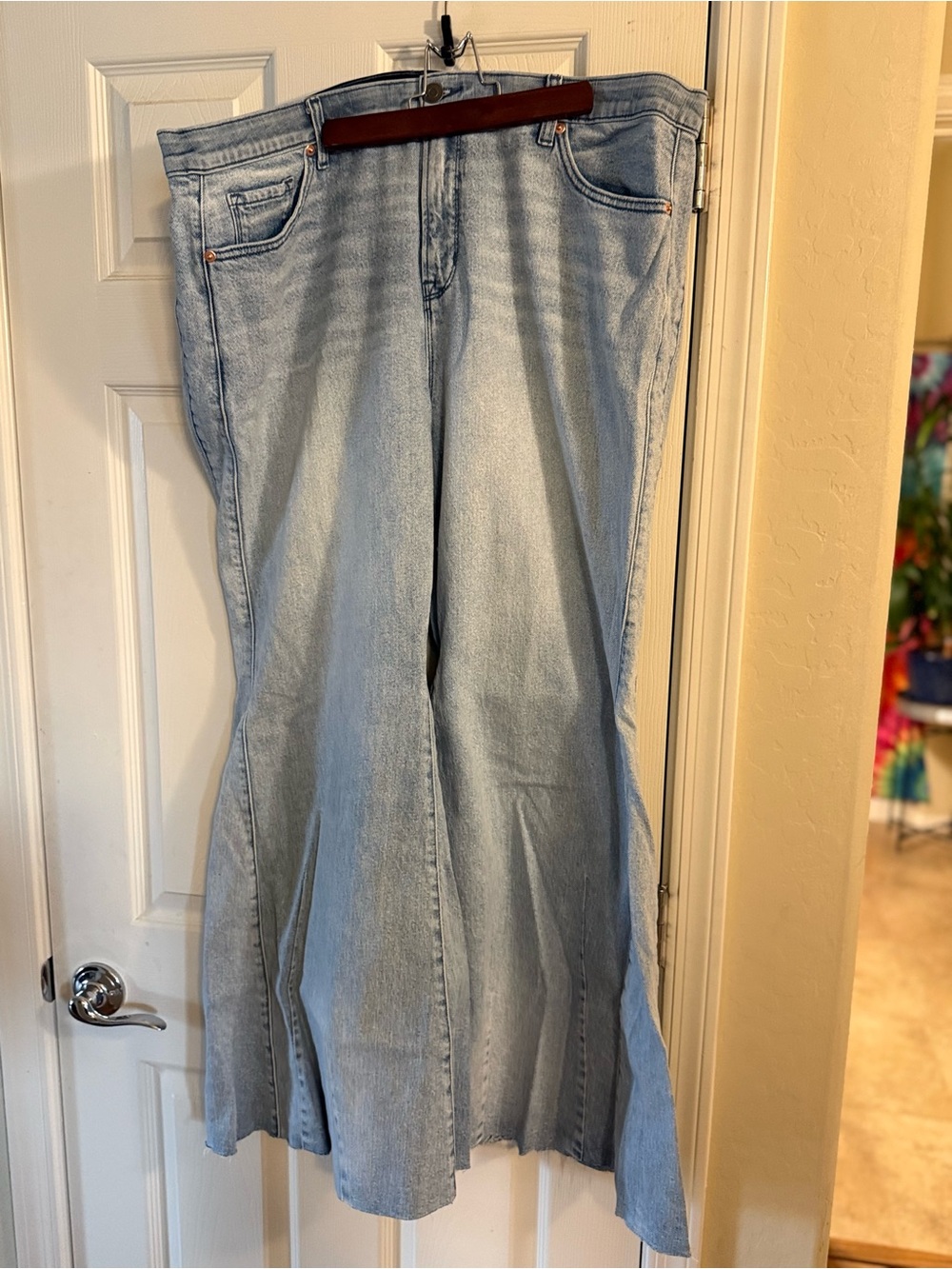 Torrid  Festi bell bottom Jeans - Casual fit, wide bells